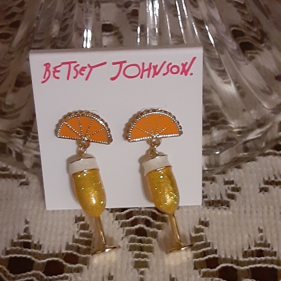 Betsey Johnson Sparkly Champagne Earrings - Picture 1 of 3
